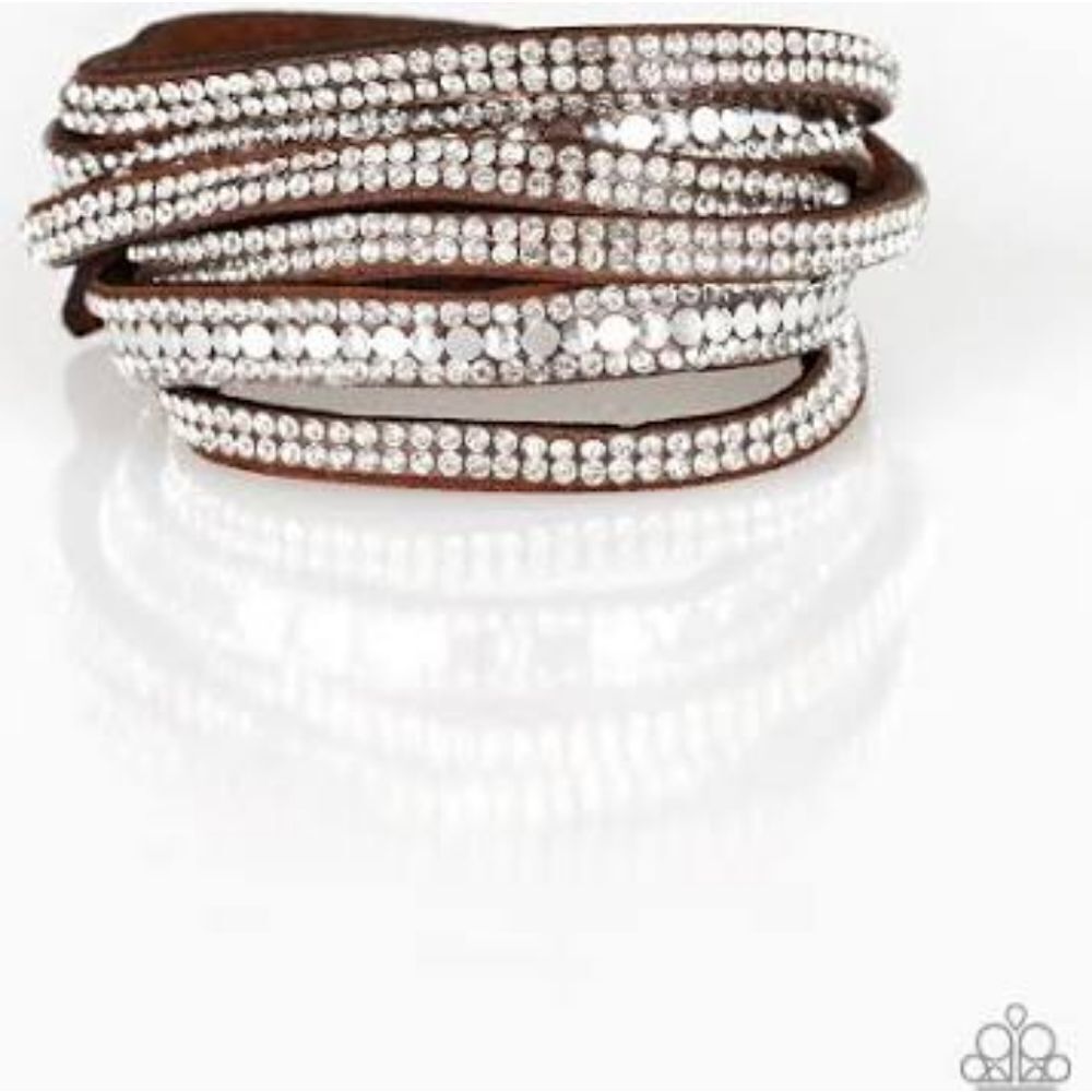 ‎BROWN WRAP FASHION BRACELET